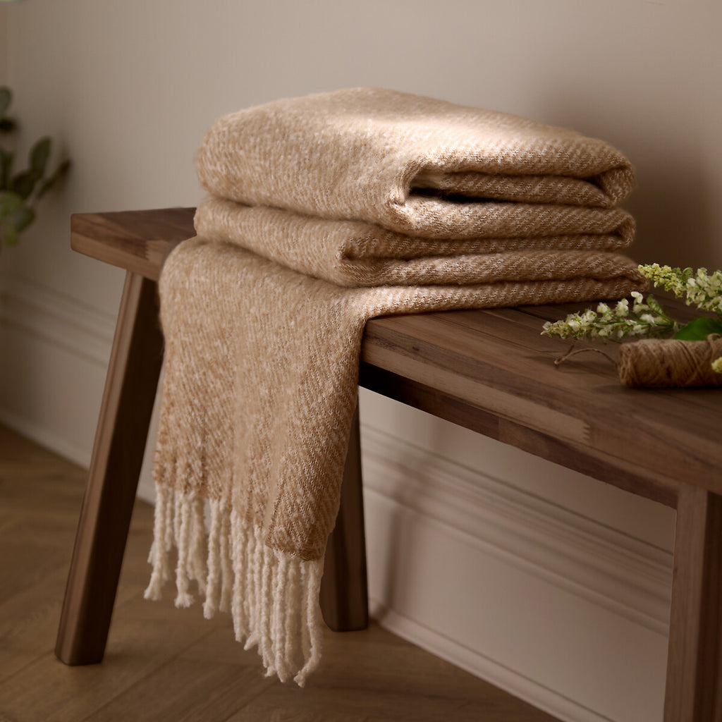Isla Woven Tasselled Throw Natural by Wylder